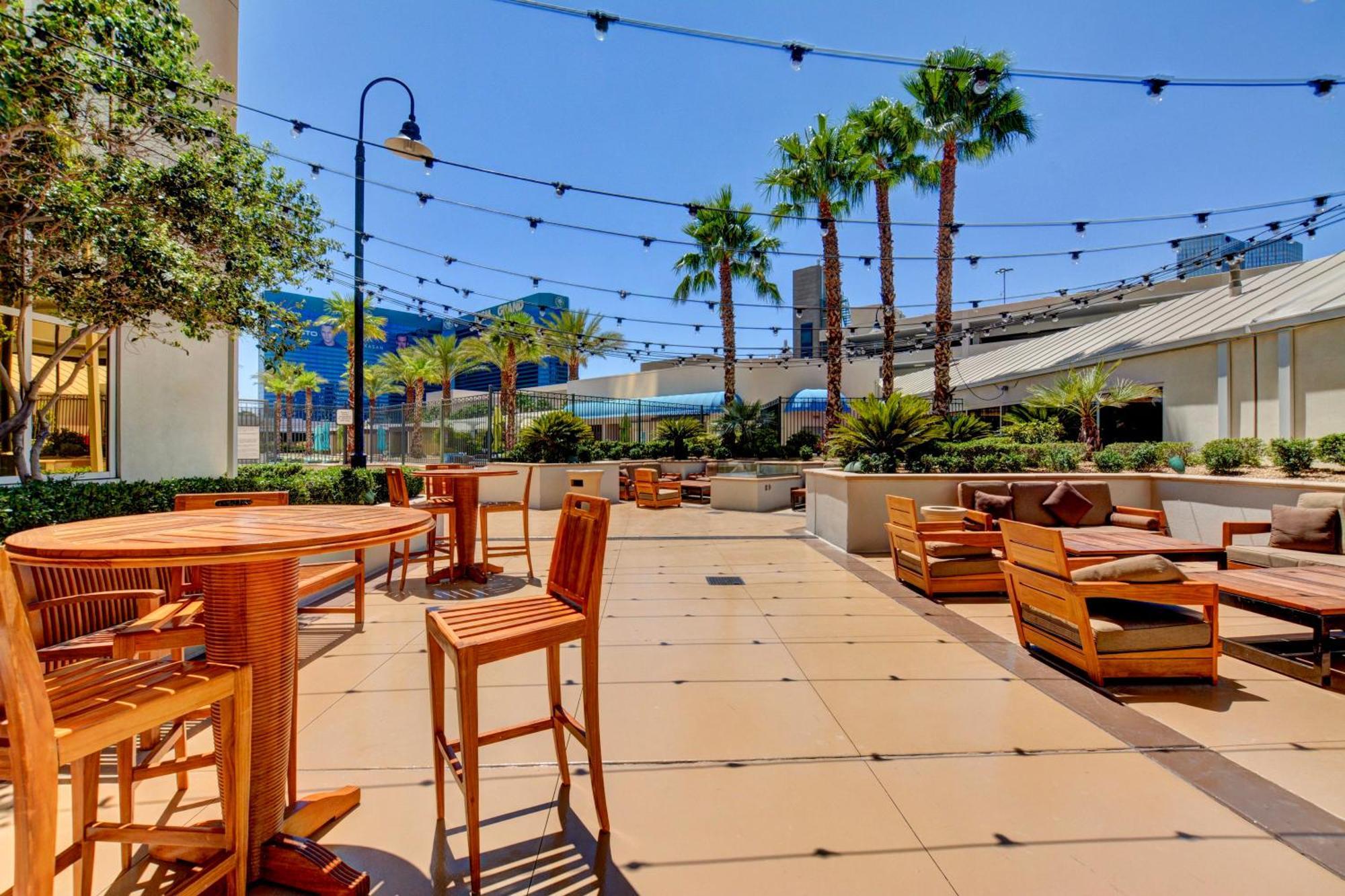 Strip View Suites - No Resort Fee ! Las Vegas Extérieur photo