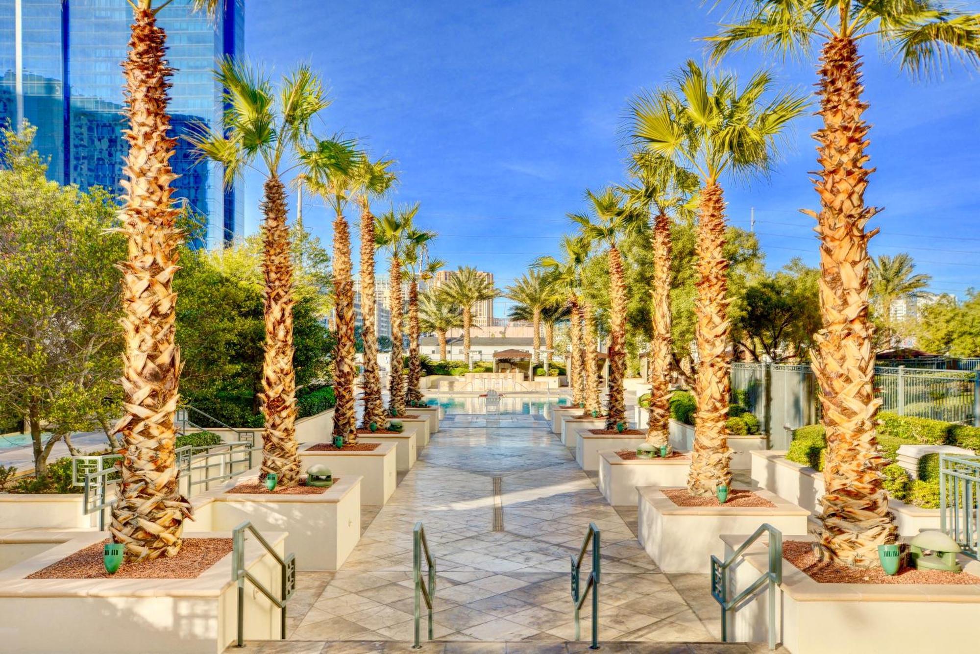 Strip View Suites - No Resort Fee ! Las Vegas Extérieur photo